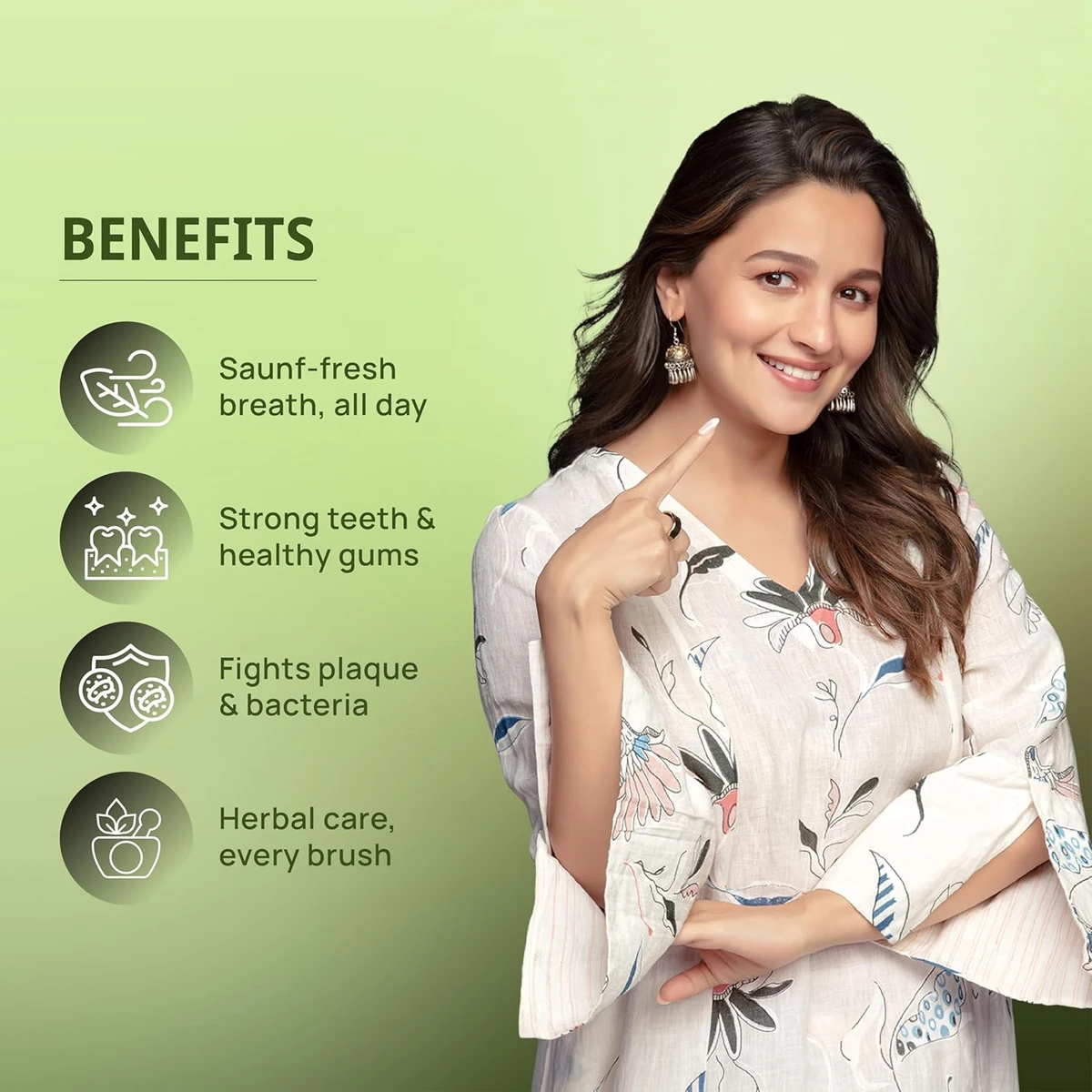 Vajradanti Saunf Flavour Toothpaste