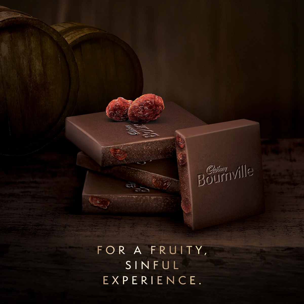 Bournville Rum & Raisin 50% Dark Chocolate Bar